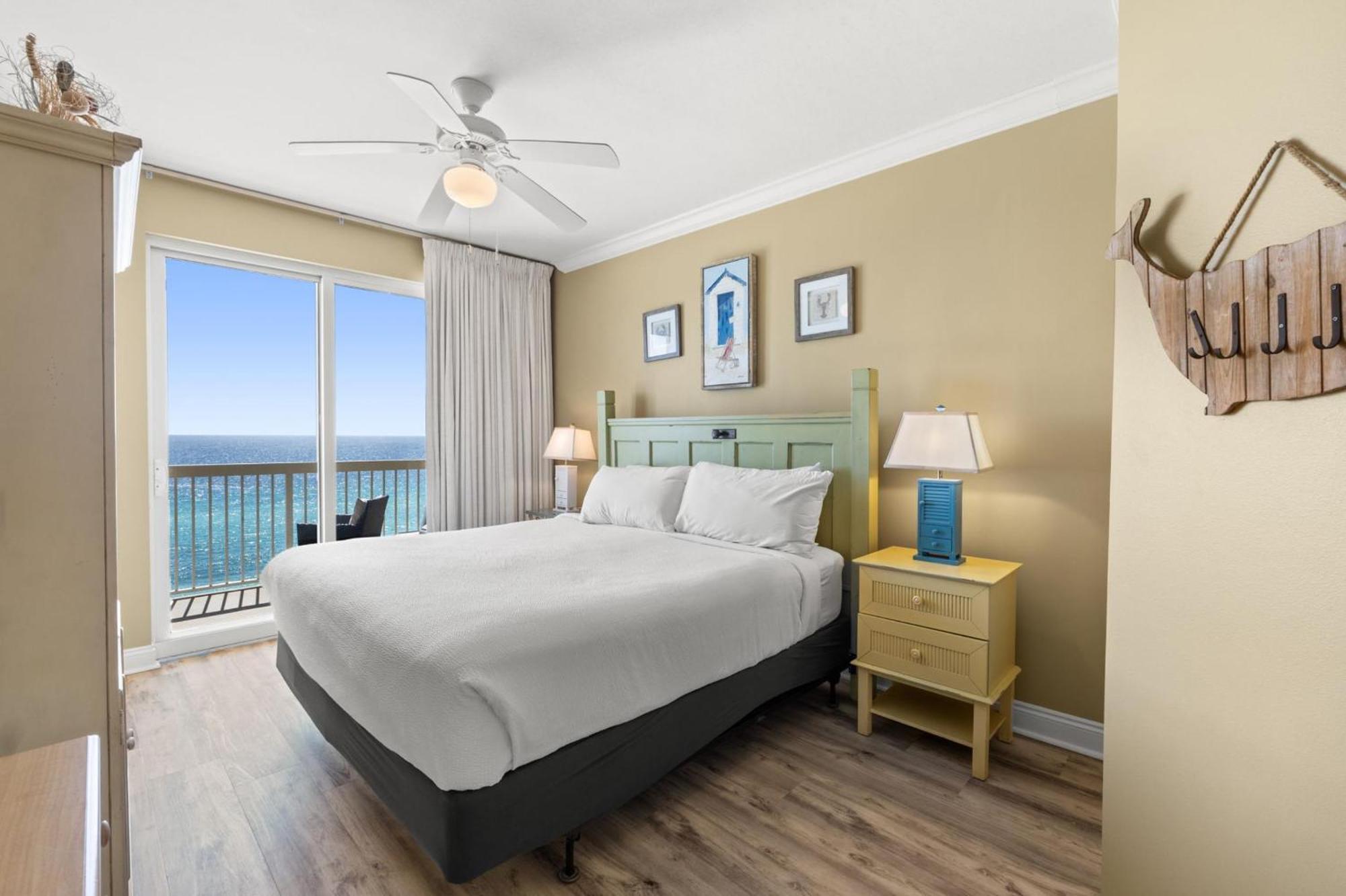 Calypso Resort By Panhandle Getaways Panama City Beach Room photo