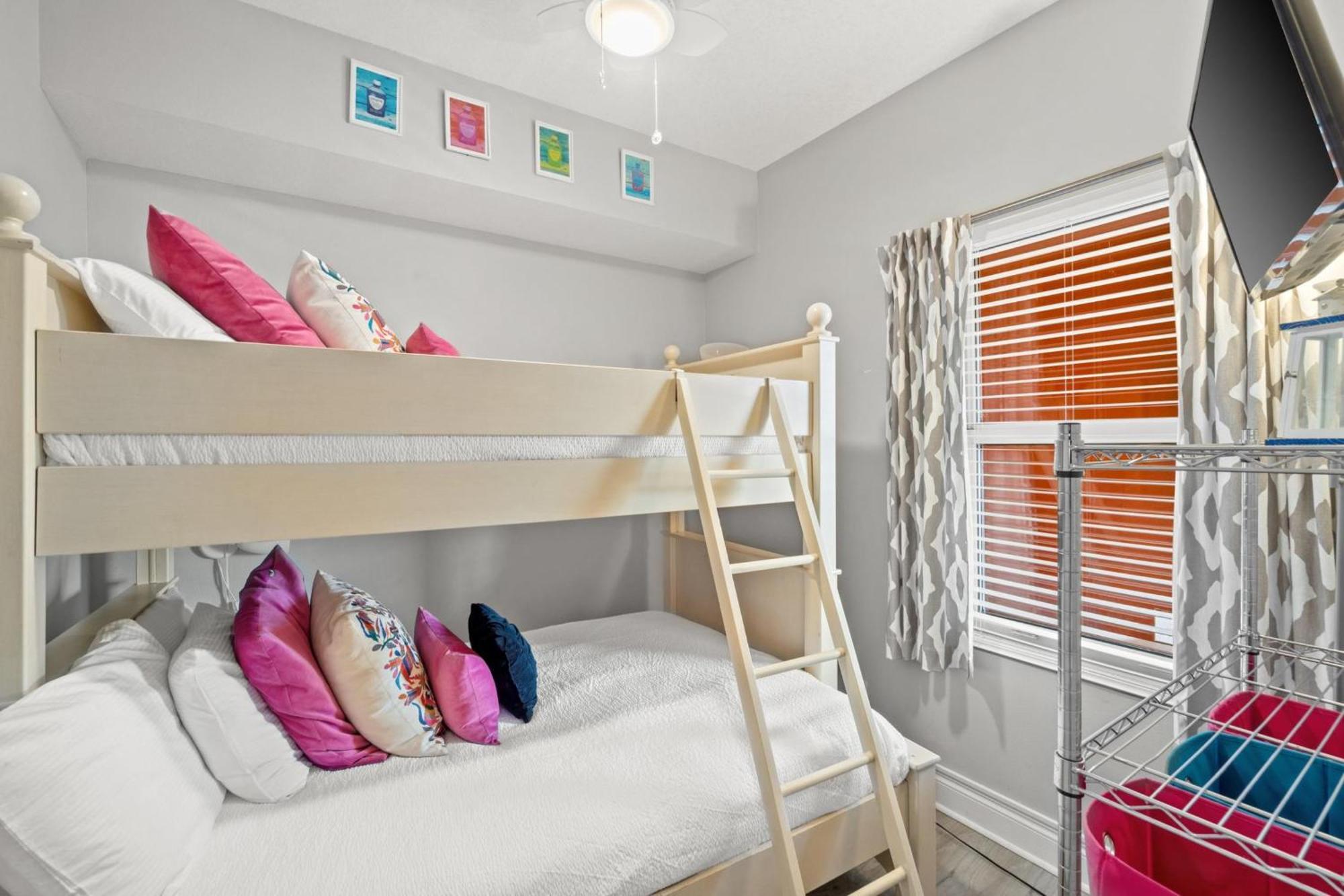 Calypso Resort By Panhandle Getaways Panama City Beach Room photo